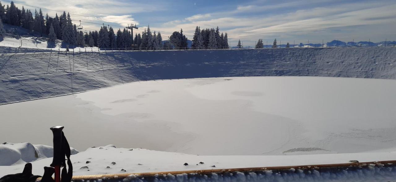 Studio Aux Pieds Des Pistes Roche Beranger シャンルッス エクステリア 写真